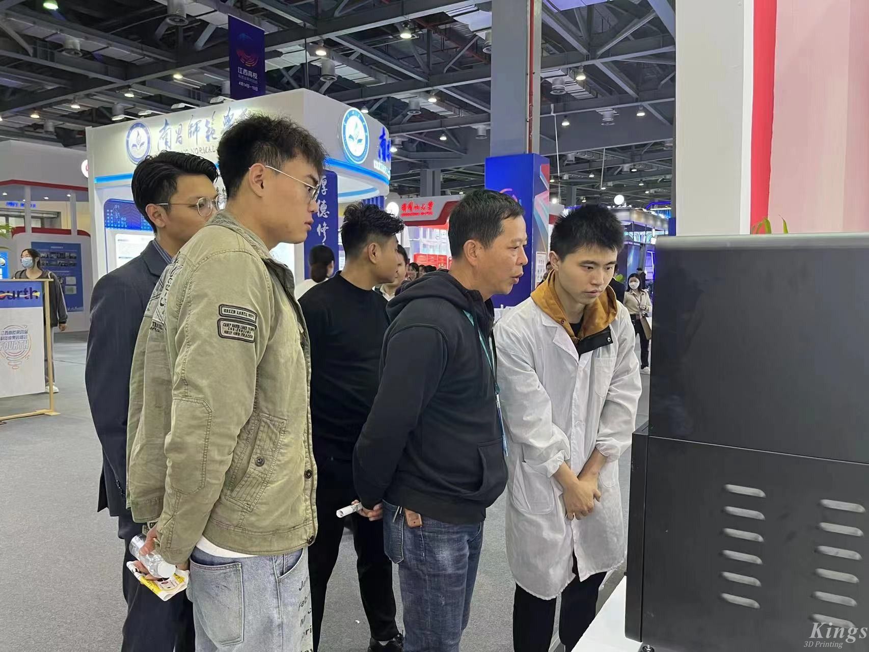 金石三维陶瓷3D打印解决方案亮相第四届江西高校科技成果对接会